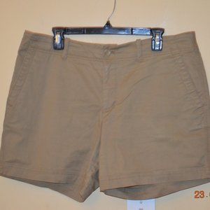 Eddie Bauer khaki shorts - size 12